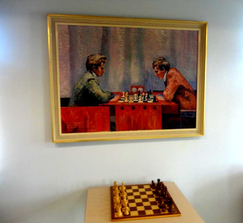 Maleri av Fischer og Spassky.