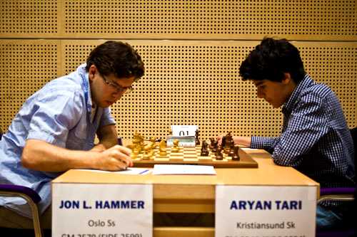 Jon Ludvig Hammer fikk revansje mot Aryan Tari.