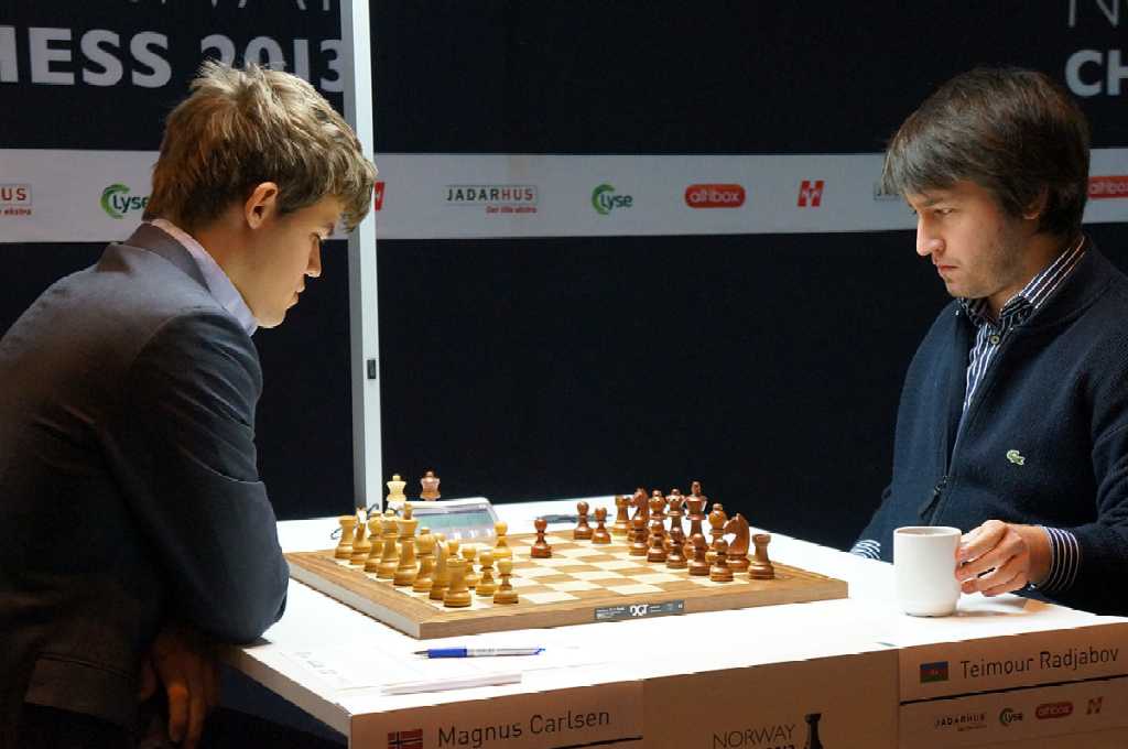 Carlsen slo Radjabov i et langt sluttspill.