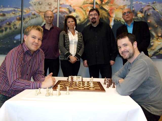 Turneringskomiteen i spillesalen p Rica Hotel Vads