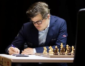 Carlsen er som vanlig favoritt i Norway Chess