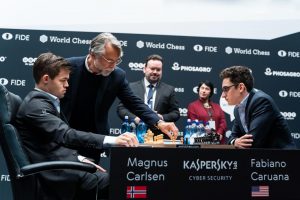 Carlsen fikk til en vellykket åpning i niende VM-parti