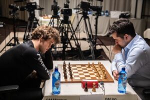 Carlsen tapte semifinalen mot Nepomniachtchi
