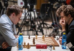 Carlsen vant begge matchene mot Bluebaum