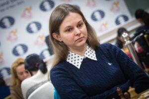 Anna Muzychuk leder kvinneklassen