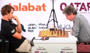 Carlsen slo Kaidanov i åttende runde