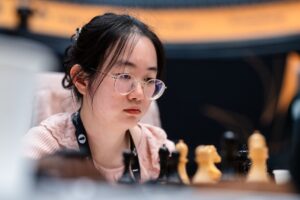 Tan Zhongyi leder kvinnenes kandidatturnering