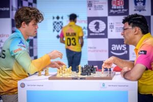 Carlsen slo Anand i niende runde