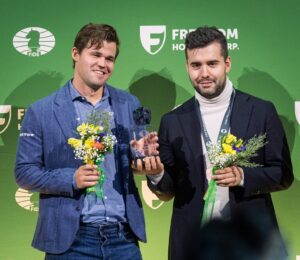 Carlsen og Nepomniachtchi ble begge verdensmestre i lynsjakk