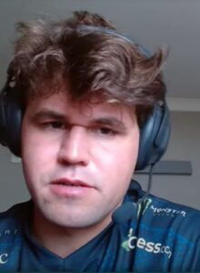 Carlsen slo både Erigaisi og Nakamura